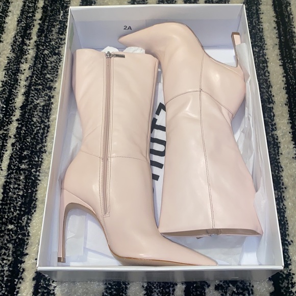 Schutz Boot, Pointy bootie size 8 NWT - Picture 10 of 10